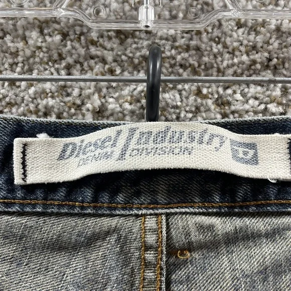 Diesel Industry Jeans Size 34x30 Mens Zatiny Light Wash Button Fly Blue Denim - Picture 8 of 9